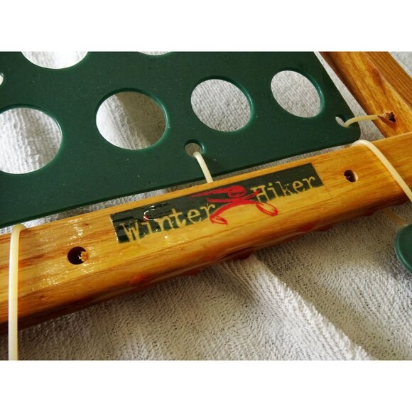 Winter Hiker Snowshoes Wooden Frame 10 x 30 Traditional Outdoor Gear Canada - Picture 5 of 8